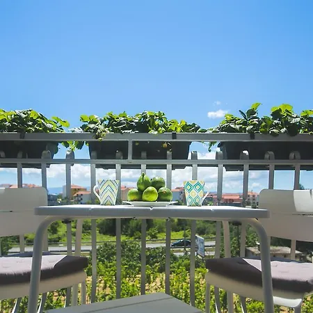 Mec & Tik アパート *