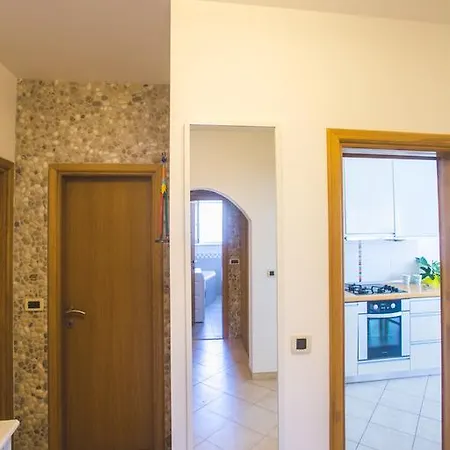 アパート Mec & Tik スプリト