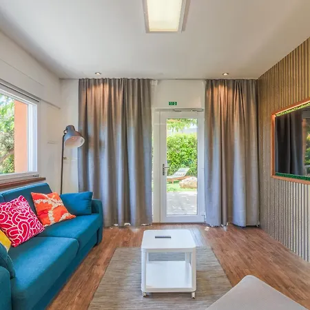 Mec & Tik Апартаменты *